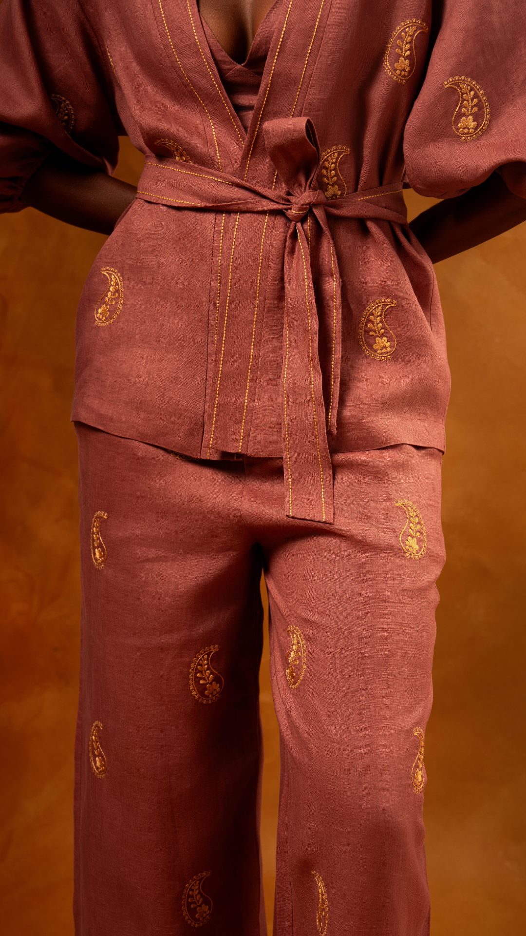 Calça Bordado Izmir Marsala